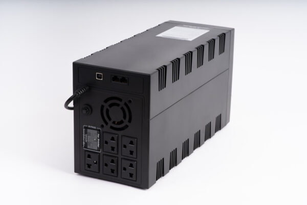 ATOM 1000-LCD (1000VA/600Watt) - Image 3